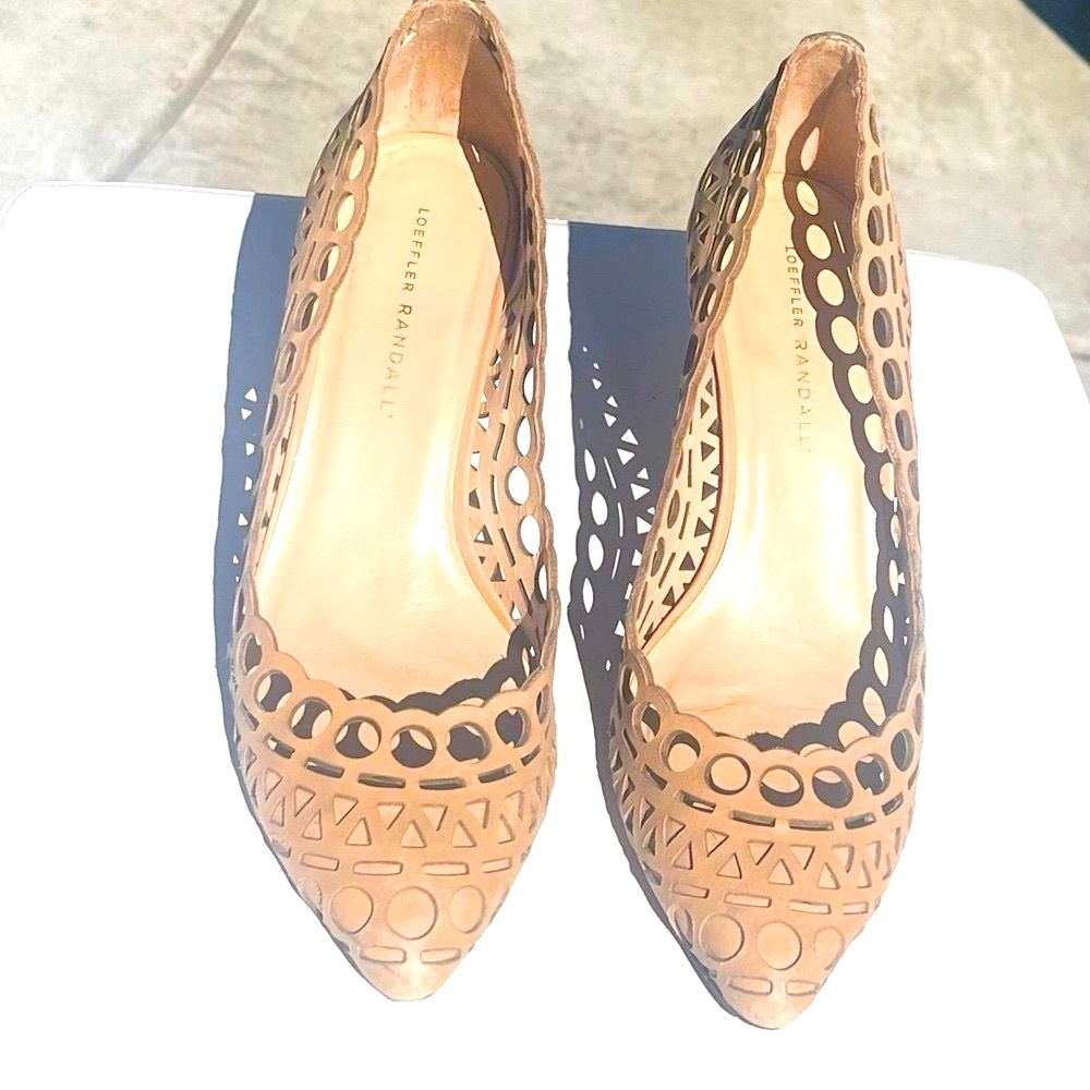 RARE LOEFFLER RANDALL Nude Perforated Leather Pumps
